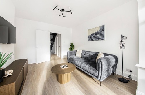 Oxford House | WJShortlets - Sunderland, Oxford