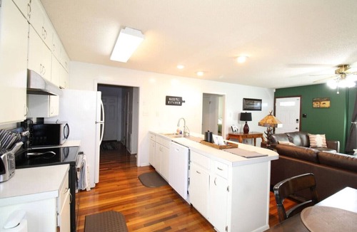 Little Rock House | WLR Bungalow Little Rock