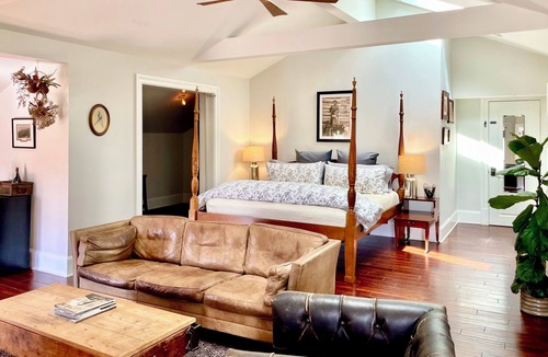 Hudson Hotel | Wm. Farmer & Sons