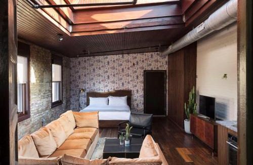 Fishtown Hotel | Wm. Mulherin's Sons Hotel