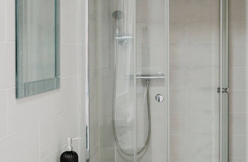 Canary Wharf Hotel | WNS Hotel