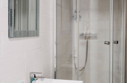 Canary Wharf Hotel | WNS Hotel