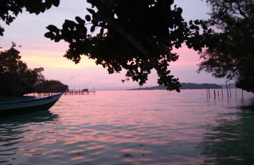 Yenbeser House | Wobbegong Homestay
