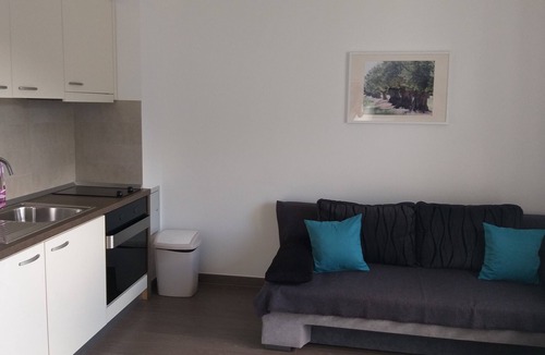 Cesarica Villa | Wohnung für 4 in Meeresnähe mit Meerblick