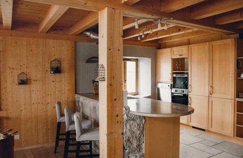 La Chaux-du-Milieu Apartment | Wohnung in altem, renoviertem Bauernhaus by Interhome