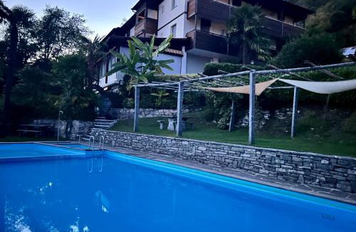 Tenero-Contra Apartment | Wohnung mit Aussicht auf Lago Maggiore & Pool