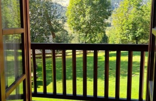 Pla de l'Ermita Apartment | Wohnung mit Garten Isard 4 Vall de Boí by Interhome