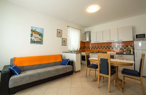 Volosko Apartment | Wohnung mit Terrasse by Interhome