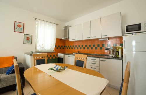 Volosko Apartment | Wohnung mit Terrasse by Interhome