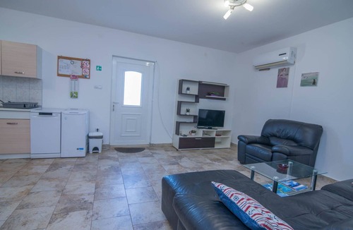 Veli Losinj Apartment | Wohnung Nika in Veli Losinj by Interhome
