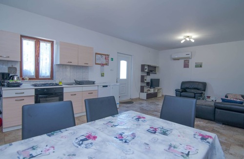 Veli Losinj Apartment | Wohnung Nika in Veli Losinj by Interhome