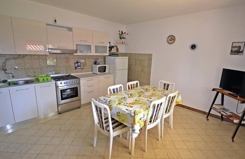 Dajla Apartment | Wohnung "Sonja Dajla" direkt am Strand by Interhome