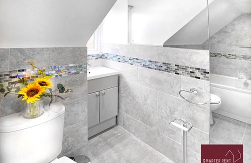 Wokingham Apartment | Wokingham - Maisonette, Communal Garden