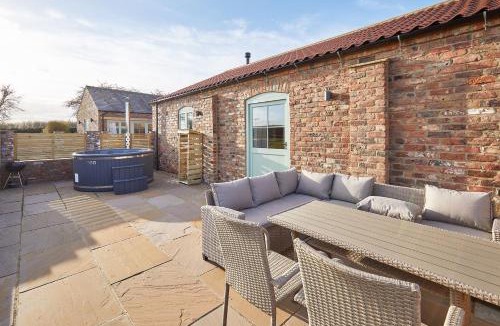 West Heslerton House | Wold's View Cottage