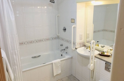 Bainton House | Wolds Village