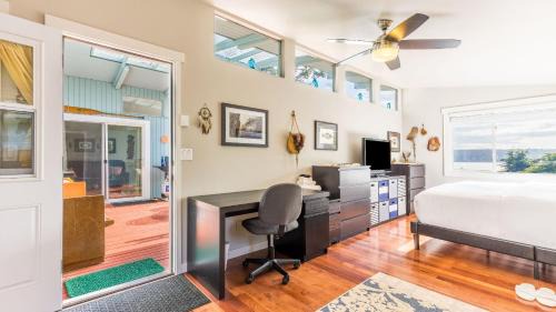 Langley House | Wolf Beach Cottage by AvantStay