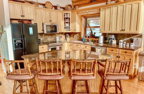 Wolf Creek House | Wolf Creek Lodge Montana