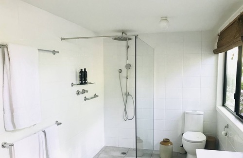 Vaughan Cottage | Wolf Gully - Secluded dog loving Goldfields oasis