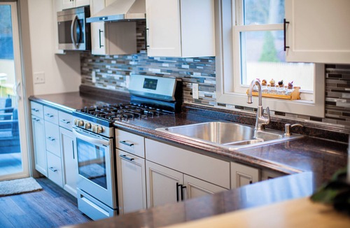 Wolf Lake House | Wolf Lake Charming Retreat