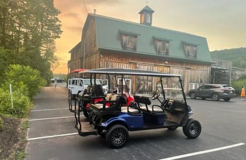 Oneida Ski Chalet | Wolf Oak Acres