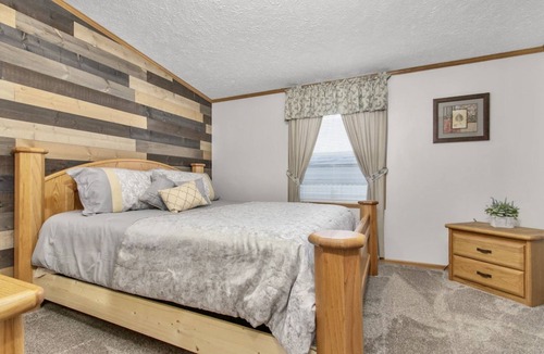 Fremont Cabin | Wolf River Cabin B Freemont WI
