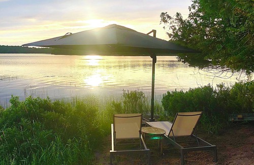 Nipissing Cottage | Wolfe Lake Cottage sleeps eight - Nipissing, Ontario, Canada