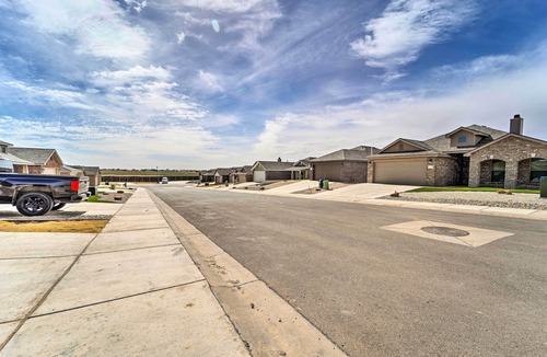 Wolfforth Cottage | Wolfforth Home w/Yard ~ 14 Mi to Lubbock