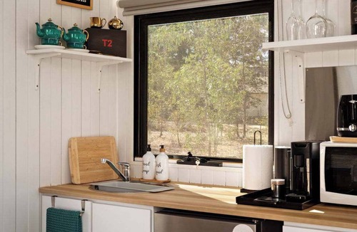 Redbank House | Womburra Vineyard Tiny Stay by Tiny Away