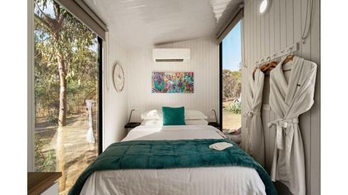 Redbank House | Womburra Vineyard Tiny Stay by Tiny Away