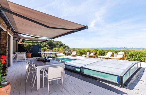Saint-Brevin-l'Ocean House | Wonderful villa for 6 people with WIFI, private pool, TV and terrace