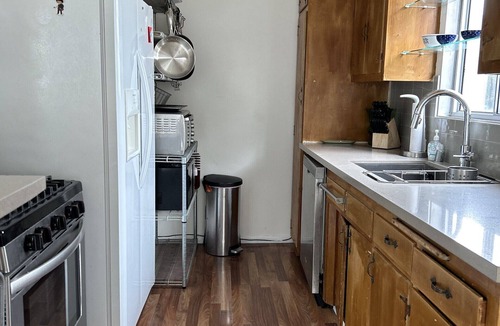 Wilshire Montana Apartment | Wonderful 1-bedroom apartment in Santa Monica