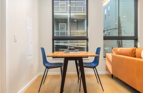 Mission Hill Apartment | Wonderful 1BR in Mission Hill!