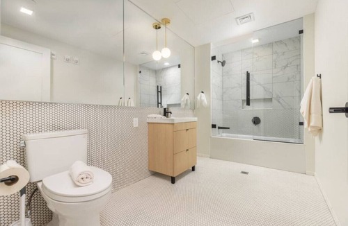 Mission Hill Apartment | Wonderful 1BR in Mission Hill!