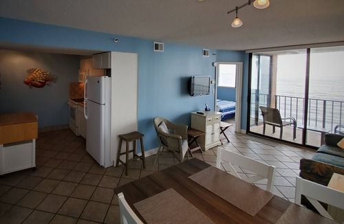 Crescent Beach Condo | Wonderful 2BR/2BA-Top Floor-Oceanfront Corner Unit - Vacation Fun Awaits!