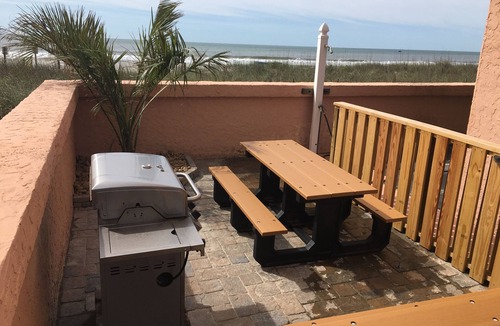 Crescent Beach Condo | Wonderful 2BR/2BA-Top Floor-Oceanfront Corner Unit - Vacation Fun Awaits!