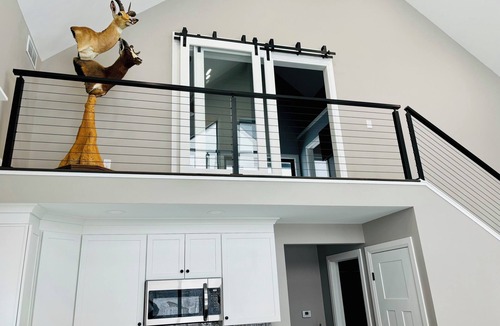 Broadalbin House | Wonderful 4-bedroom house with AC in peaceful Broadalbin
