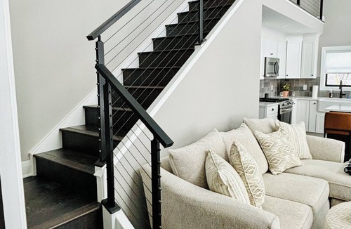 Broadalbin House | Wonderful 4-bedroom house with AC in peaceful Broadalbin