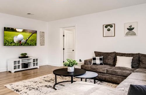 Windwood Bay House | Wonderful 4BD House Private PoolNear Disney
