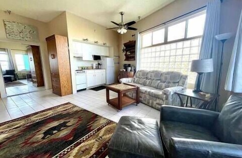 Lenox Park Apartment | Wonderful Apartment on the Beach