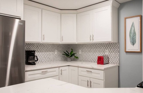 Fenway–Kenmore Apartment | Wonderful Back Bay 1br/1ba | Short walk to Fenway!