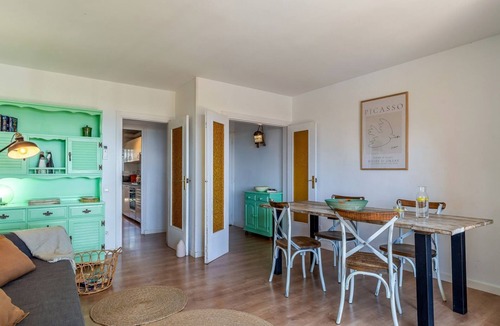 Castelldefels Apartment | Wonderful beachfront apartment/beach view balcony