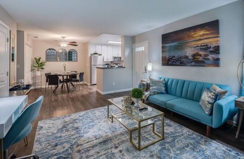 Rocklin Apartment | Wonderful Designer Apartment Home with King Bed