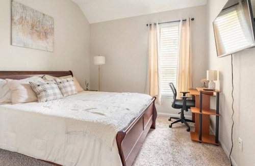 Hockley House | Wonderful Getaway in Cypress Houston