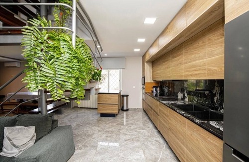 Tordera House | Wonderful house with large pool and forest