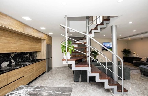 Tordera House | Wonderful house with large pool and forest