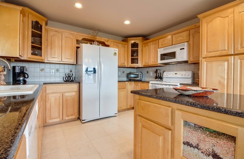 Highland Lake Estates House | Wonderful lake-view home with game room & firepit
