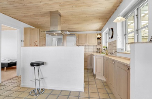 Krik House | Wonderful modern stone cottage near the fjord with great views.