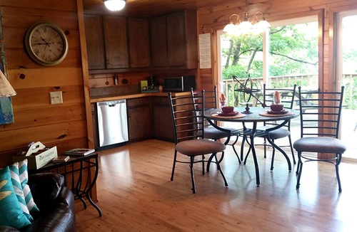 Smithville House | Wonderful Mountain Cabin Rental with a Fire Pit in Smithville, Oklahoma