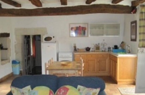 Cravant-les-Coteaux Cottage | Wonderful Old House By The River Vienne