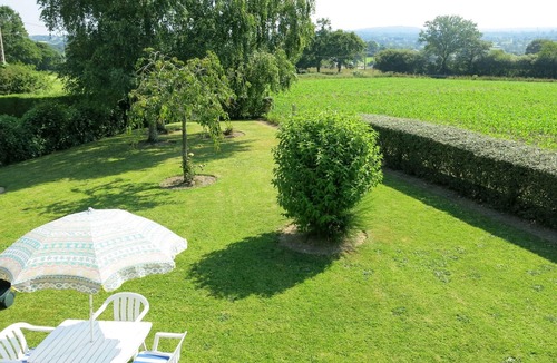 Sourdeval-les-Bois House | Wonderful private villa for 4 people with WIFI, TV, terrace and pets allowed